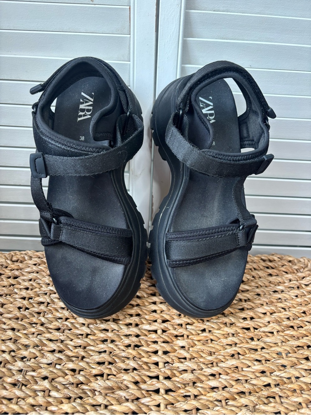 Zara Black Chunky Strappy Platform Sandal Sandal EU 38 - Picture 3 of 9